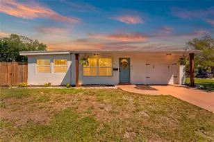 251 Davison Ave NE, Saint Petersburg, FL 33703 - Photo 1