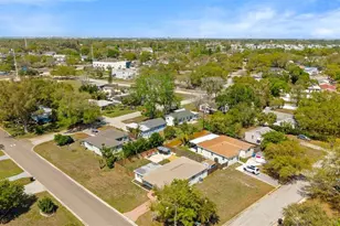 251 Davison Ave NE, Saint Petersburg, FL 33703 - Photo 49