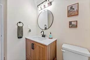 251 Davison Ave NE, Saint Petersburg, FL 33703 - Photo 27