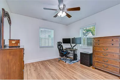 4712 W Tambay Avenue, Tampa, FL 33611 - Photo 17