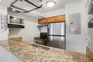 406 S Cedar Ave, Tampa, FL 33606 - Photo 11