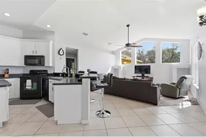 12329 Creek Edge Drive, Riverview, FL 33579 - Photo 15