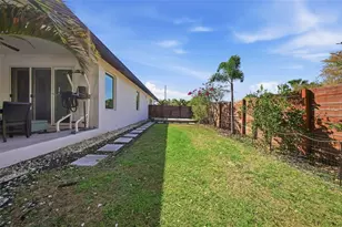 532 31st St S, Saint Petersburg, FL 33712 - Photo 39