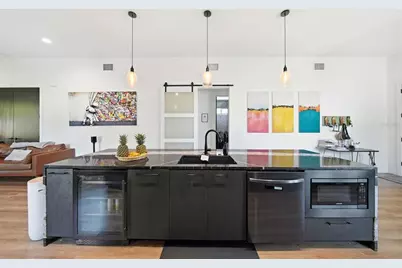 532 31st Street S, Saint Petersburg, FL 33712 - Photo 3