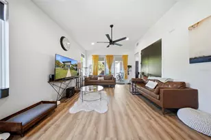 532 31st St S, Saint Petersburg, FL 33712 - Photo 11