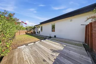 532 31st St S, Saint Petersburg, FL 33712 - Photo 47