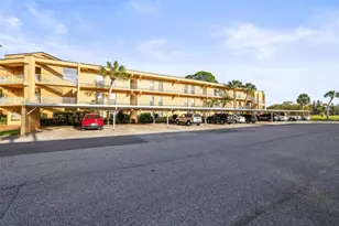 225 Country Club Dr, Largo, FL 33771 - Photo 33