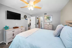 1175 Mission Cir, Clearwater, FL 33759 - Photo 13