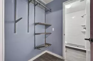 6490 Cape Hatteras Way NE, Saint Petersburg, FL 33702 - Photo 21