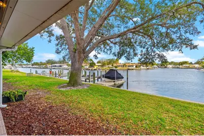 6490 Cape Hatteras Way NE #2, Saint Petersburg, FL 33702 - Photo 39
