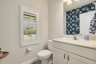 593 Ozona Village Dr, Palm Harbor, FL 34683 - Photo 15