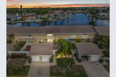 6537 Cape Hatteras Way NE #4, Saint Petersburg, FL 33702 - Photo 11