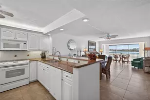 865 S Gulfview Blvd, Clearwater Beach, FL 33767 - Photo 17