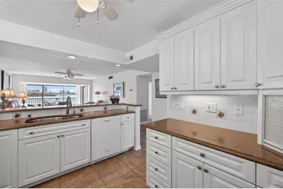 865 S Gulfview Boulevard #207, Clearwater Beach, FL 33767 - Photo 15