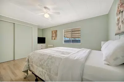 110 E Saint Lucia Loop, Apollo Beach, FL 33572 - Photo 17