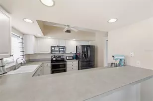 1200 Country Club Dr, Largo, FL 33771 - Photo 11