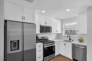 6025 Shore Blvd S, Gulfport, FL 33707 - Photo 13