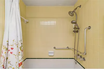 5095 Bay Street NE #110, Saint Petersburg, FL 33703 - Photo 11