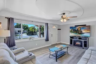 4451 14th Ave N, Saint Petersburg, FL 33713 - Photo 5