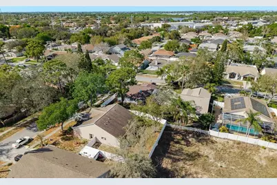 752 Brittany Park Boulevard, Tarpon Springs, FL 34689 - Photo 35