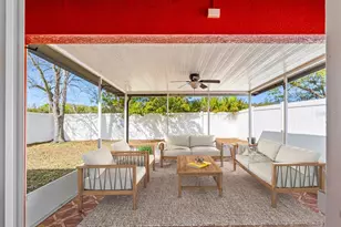 7924 Carriage Pointe Dr, Gibsonton, FL 33534 - Photo 15