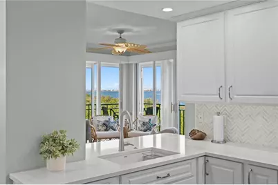 4717 Dolphin Cay Lane S #202, Saint Petersburg, FL 33711 - Photo 27