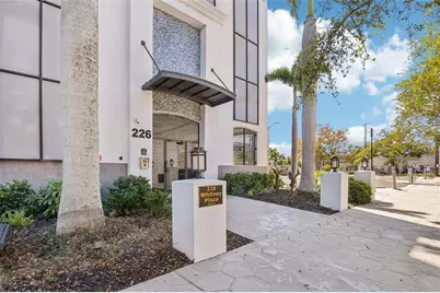 226 5th Avenue N #801, Saint Petersburg, FL 33701 - Photo 3