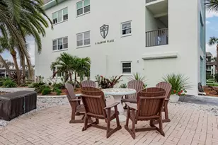 8 Glencoe Pl, Dunedin, FL 34698 - Photo 33