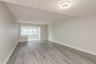 8 Glencoe Pl, Dunedin, FL 34698 - Photo 17