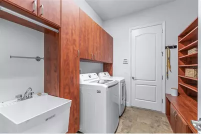 32545 Silvercreek Way, Wesley Chapel, FL 33545 - Photo 37