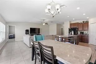 16902 Peaceful Valley Dr, Wimauma, FL 33598 - Photo 17