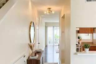 7143 E Bank Dr, Tampa, FL 33617 - Photo 3
