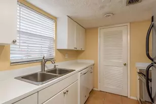 200 Country Club Dr, Largo, FL 33771 - Photo 5