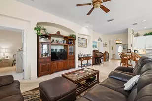 1103 Jasmine Creek Ct, Sun City Center, FL 33573 - Photo 7