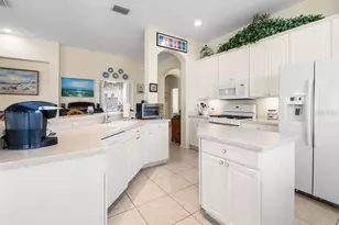 1103 Jasmine Creek Ct, Sun City Center, FL 33573 - Photo 11