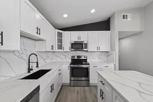 4503 W Clifton St, Tampa, FL 33614 - Photo 5