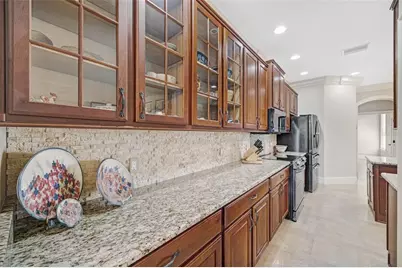 2817 Rolling Acres Place, Valrico, FL 33596 - Photo 17