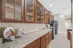 2817 Rolling Acres Pl, Valrico, FL 33596 - Photo 17