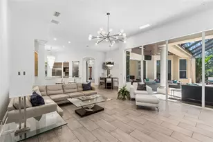 17008 Madres De Avila, Tampa, FL 33613 - Photo 17