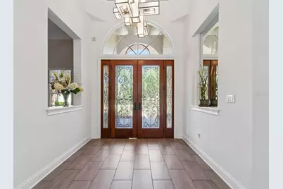 17008 Madres De Avila, Tampa, FL 33613 - Photo 9