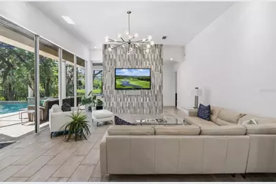 17008 Madres De Avila, Tampa, FL 33613 - Photo 19