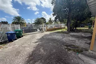 9590 NW 33rd Ave, Miami, FL 33147 - Photo 43