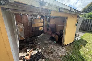 9590 NW 33rd Ave, Miami, FL 33147 - Photo 39