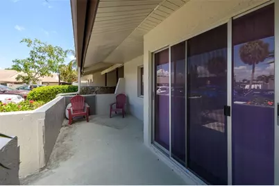 1215 16th Circle SE, Largo, FL 33771 - Photo 5
