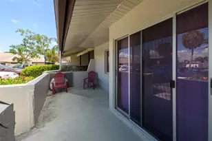 1215 16th Cir SE, Largo, FL 33771 - Photo 5