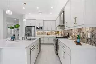 32626 Tree of Life Ave, Wesley Chapel, FL 33543 - Photo 13