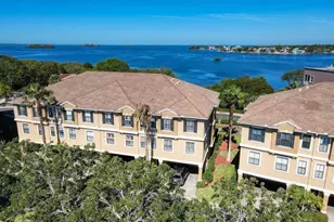 592 Bella Loop, Dunedin, FL 34698 - Photo 3