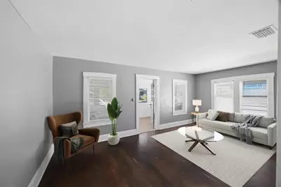 106 W Crest Avenue, Tampa, FL 33603 - Photo 5