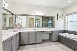 3326 Acacia Bay Ave, Wesley Chapel, FL 33543 - Photo 15