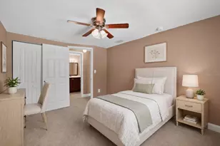 3302 River Cove Dr, Tampa, FL 33614 - Photo 5